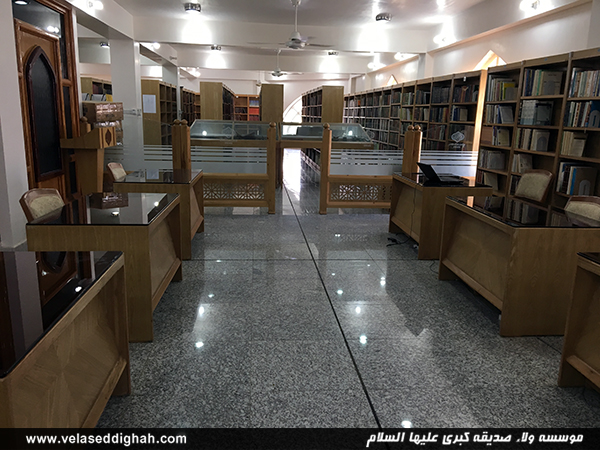بازدید حضرت استاد طبسی از کتابخانه احیاء تراث در شهر کوفه